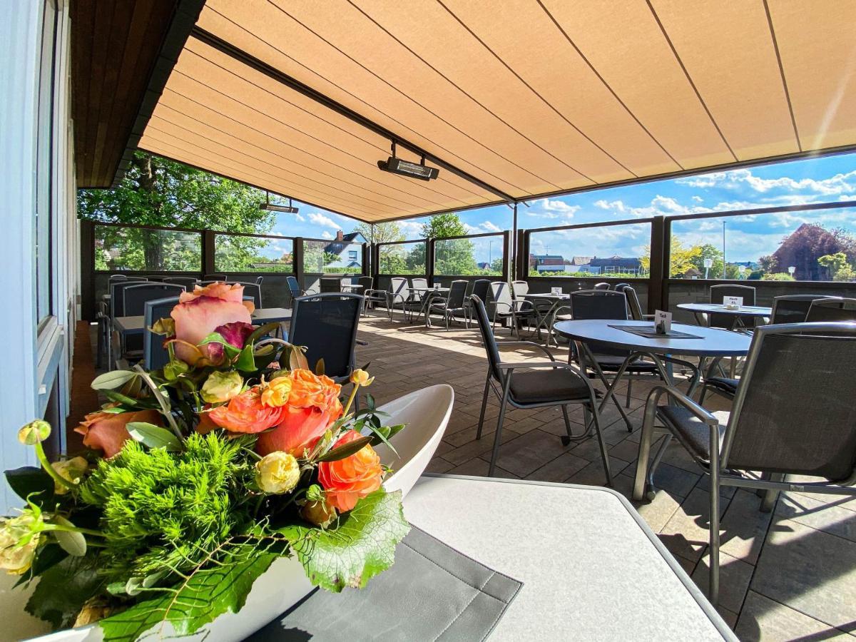 Hotel-Restaurant Vier Linden Stade Eksteriør bilde