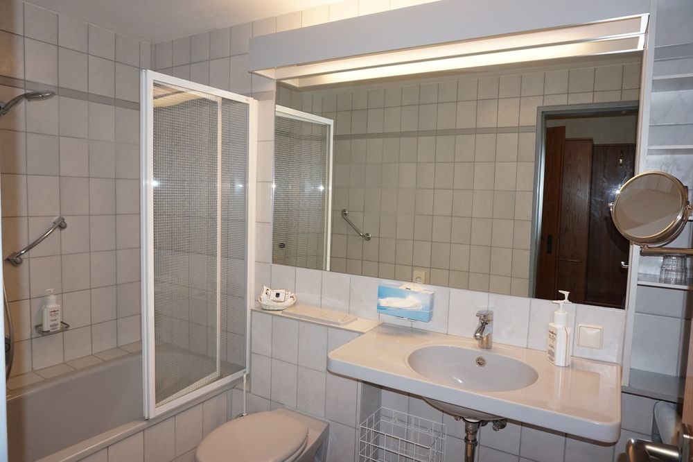 Hotel-Restaurant Vier Linden Stade Eksteriør bilde